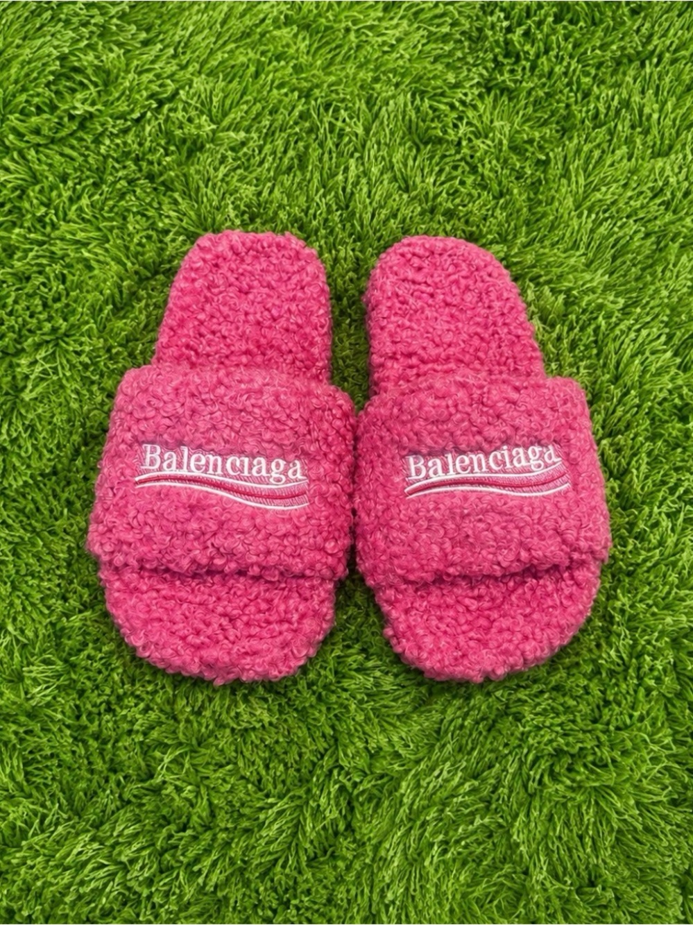 Balenciaga ‘Pink’ Fur Slides